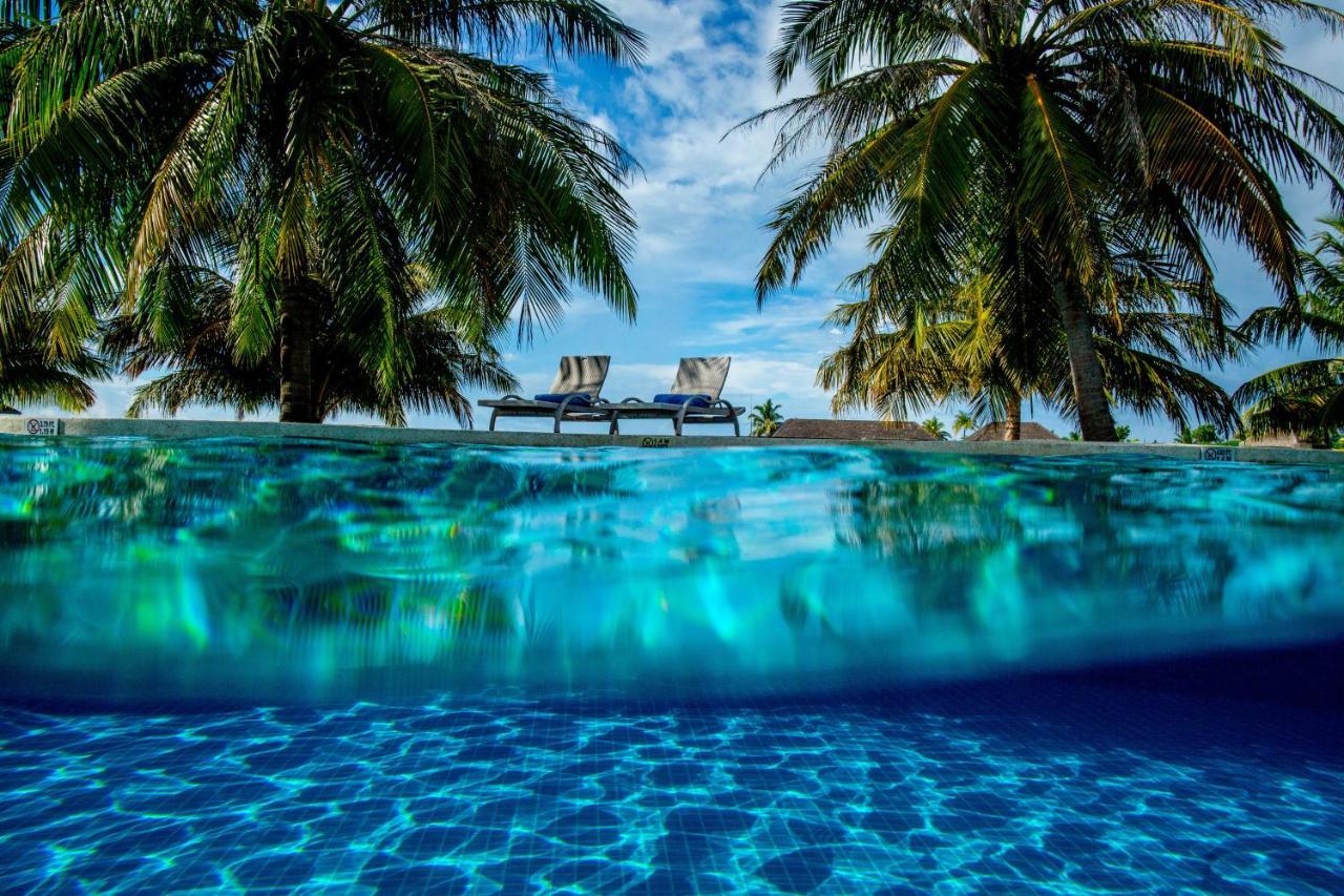 Kandooma Maldives: Kids Stay, Eat & Dive Free Resort 4*