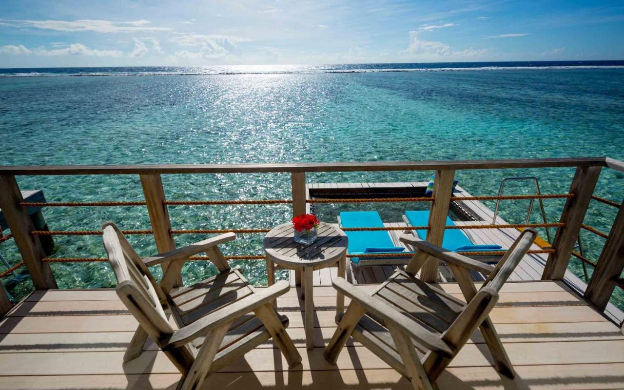 Kandooma Maldives: Kids Stay, Eat & Dive Free Resort