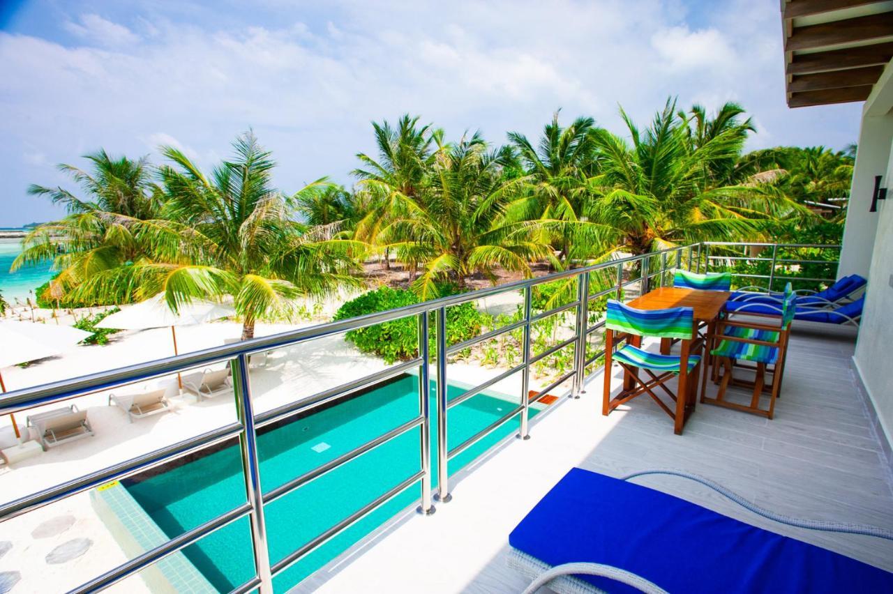 Resort Kandooma Maldives: Kids Stay, Eat & Dive Free