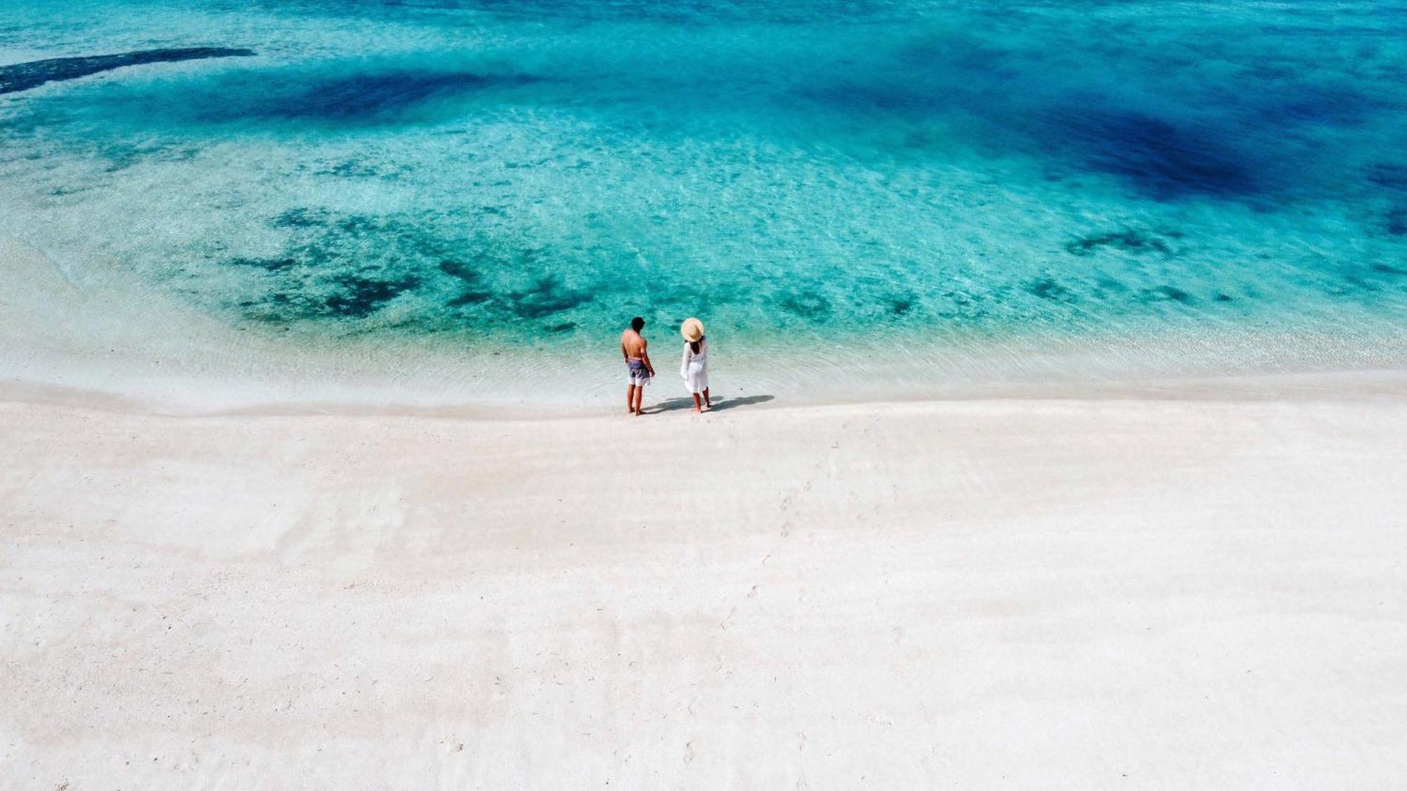 Kandooma Maldives: Kids Stay, Eat & Dive Free 4*