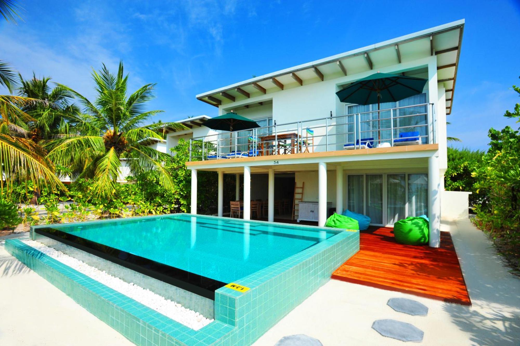 Kandooma Maldives: Kids Stay, Eat & Dive Free