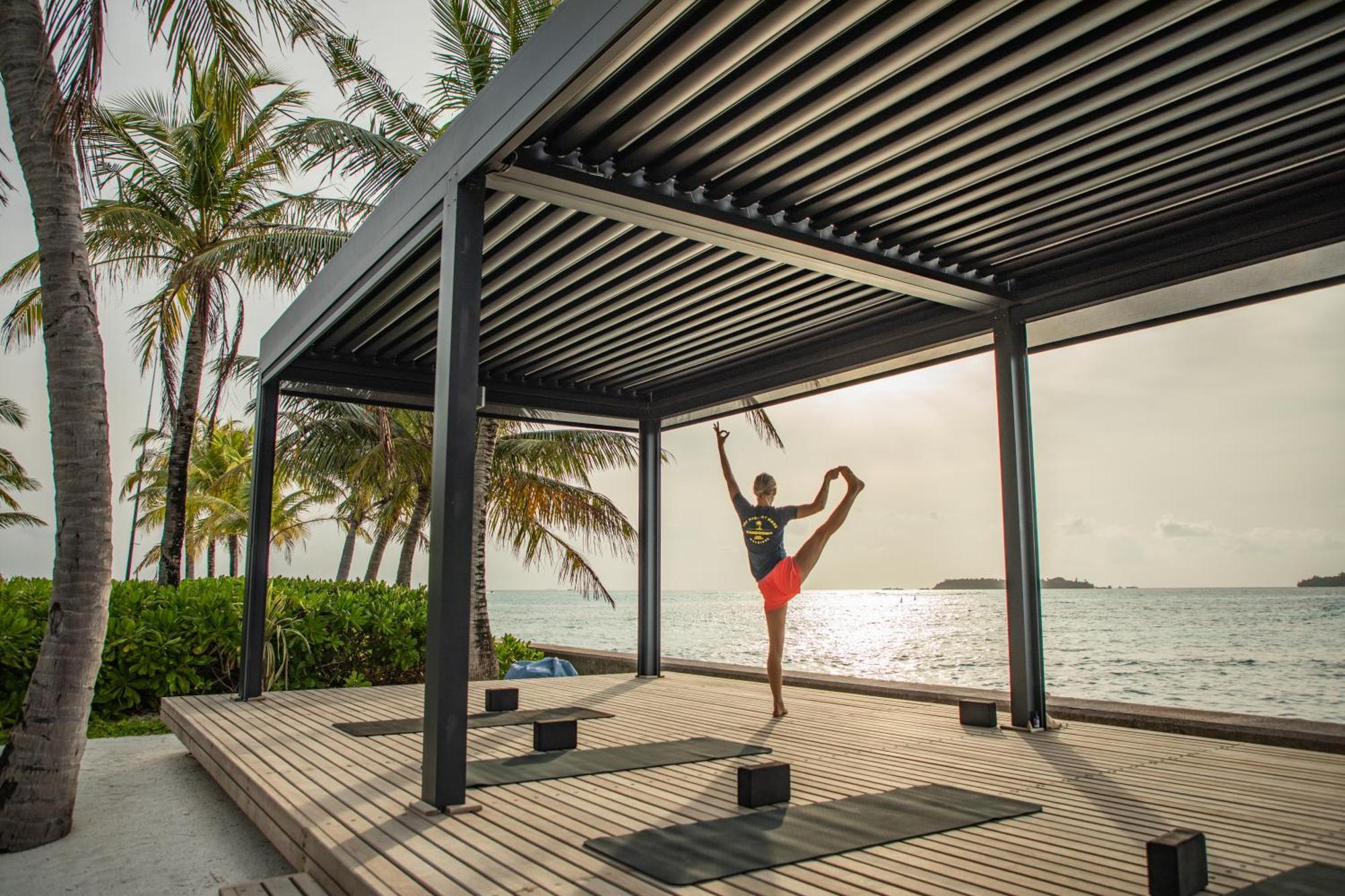 Resort Kandooma Maldives: Kids Stay, Eat & Dive Free