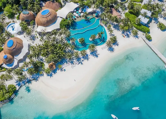 Holiday Inn Resort Kandooma Maldives - Kids Stay & Eat Free And Dive Free For Certified Divers For A Minimum 3 Nights Stay