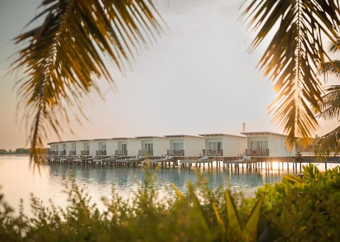 Holiday Inn Resort Kandooma Maldives - Kids Stay & Eat Free And Dive Free For Certified Divers For A Minimum 3 Nights Stay