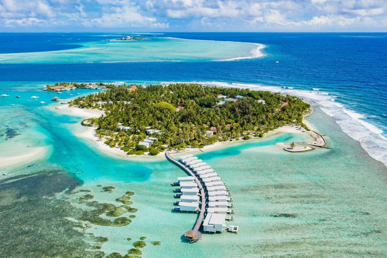 Kandooma Maldives: Kids Stay, Eat & Dive Free सहारा